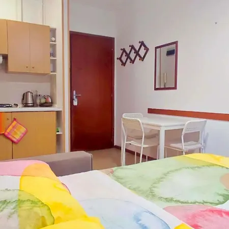 アパート Two-room 150 Meters From The Sea With Umbrella And Sunbeds! リニャーノ・サッビアドーロ