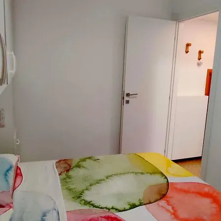 Two-room 150 Meters From The Sea With Umbrella And Sunbeds! Апартаменты