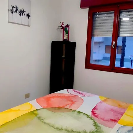 Two-room 150 Meters From The Sea With Umbrella And Sunbeds! アパート リニャーノ・サッビアドーロ